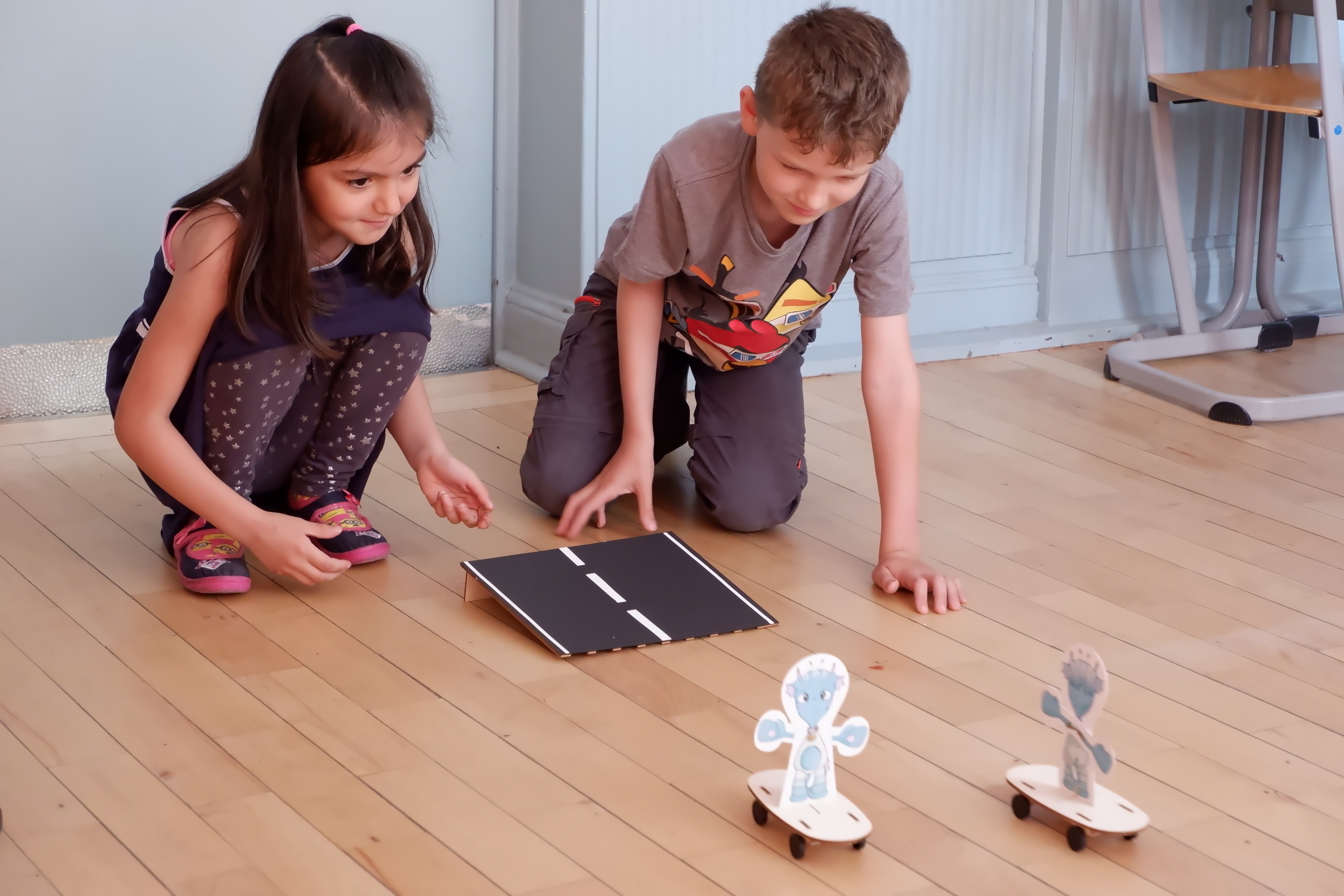 Kinder mit Vinus Skater